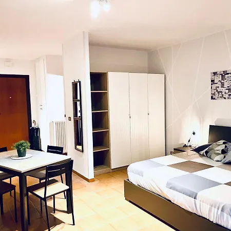 Robertone 14 Apartamento *