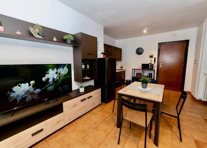 Robertone 14 דירה *