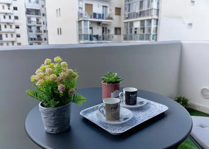 דירה Robertone 14 *